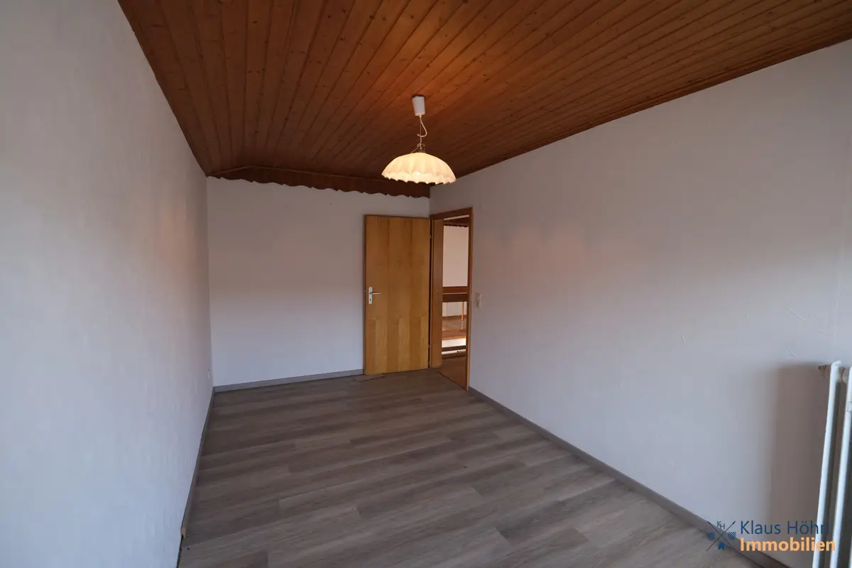 Zimmer 2 OG